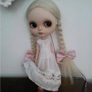 Meet your Posher, Vania